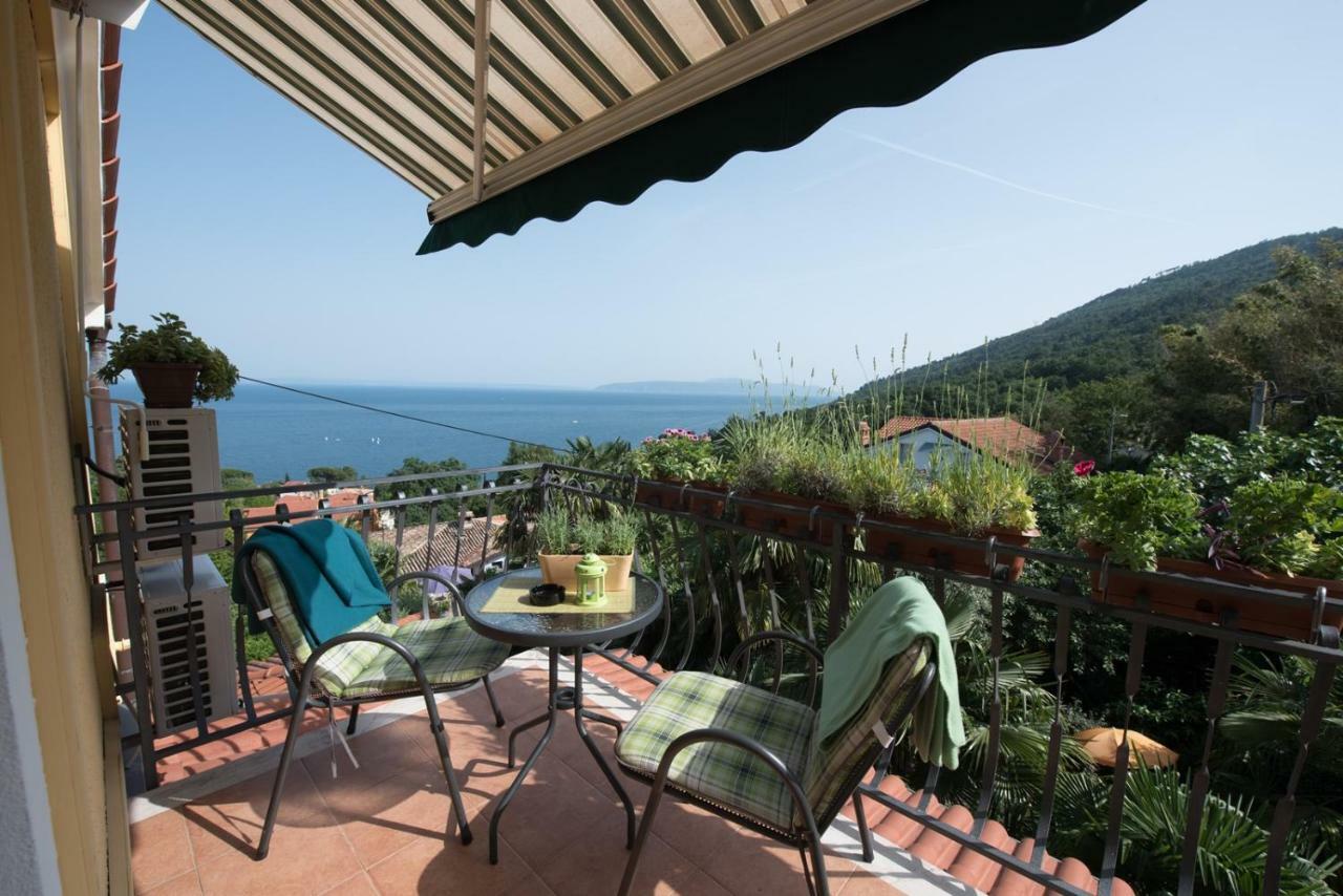 Apartments Villa Zara Lovran Luaran gambar