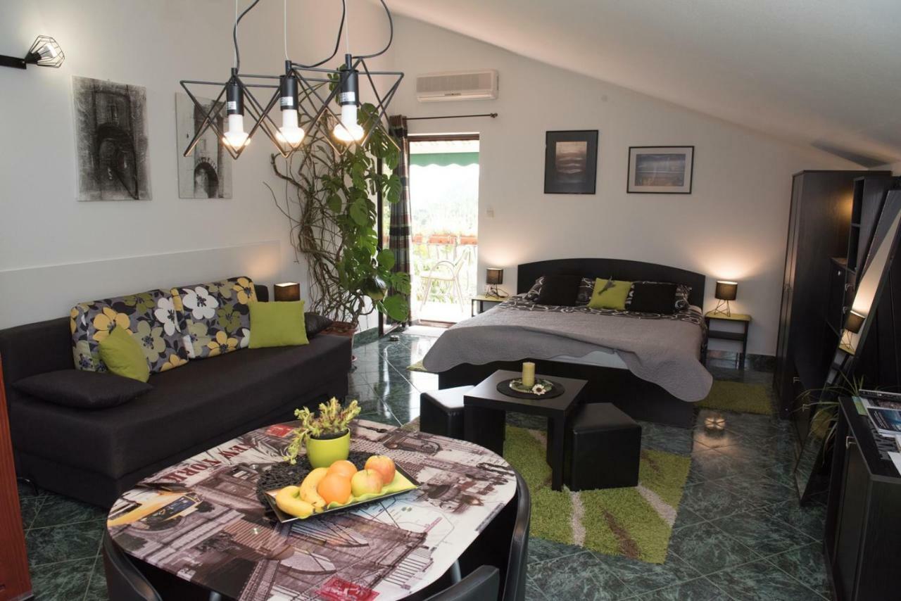 Apartments Villa Zara Lovran Luaran gambar